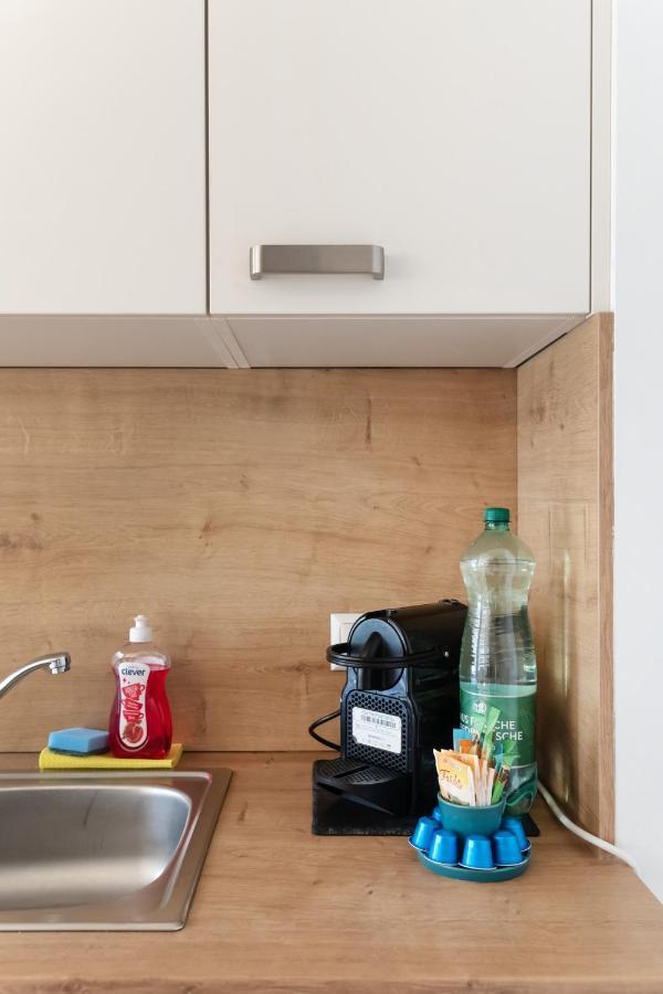 Helles, Neues Dg Apartment Mit Blick Zum Donauturm Vienna Exterior photo